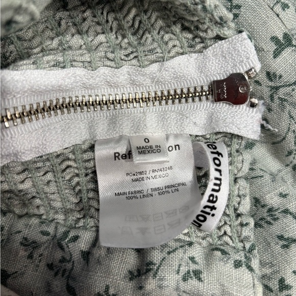 Reformation Clyde Linen Tank, 100% Linen, Size 0 - Picture 5 of 8